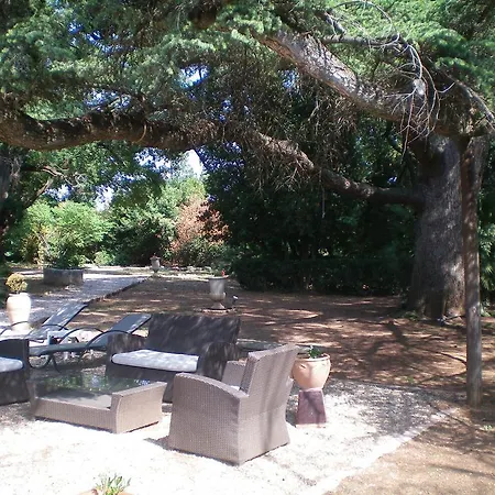 Hotel Demeure Des Brousses 3*